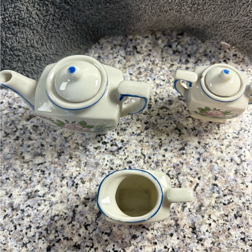 Vintage Miniature Tea Pot Porcelain Made In Japan  7 Piece - Picture 6 of 7